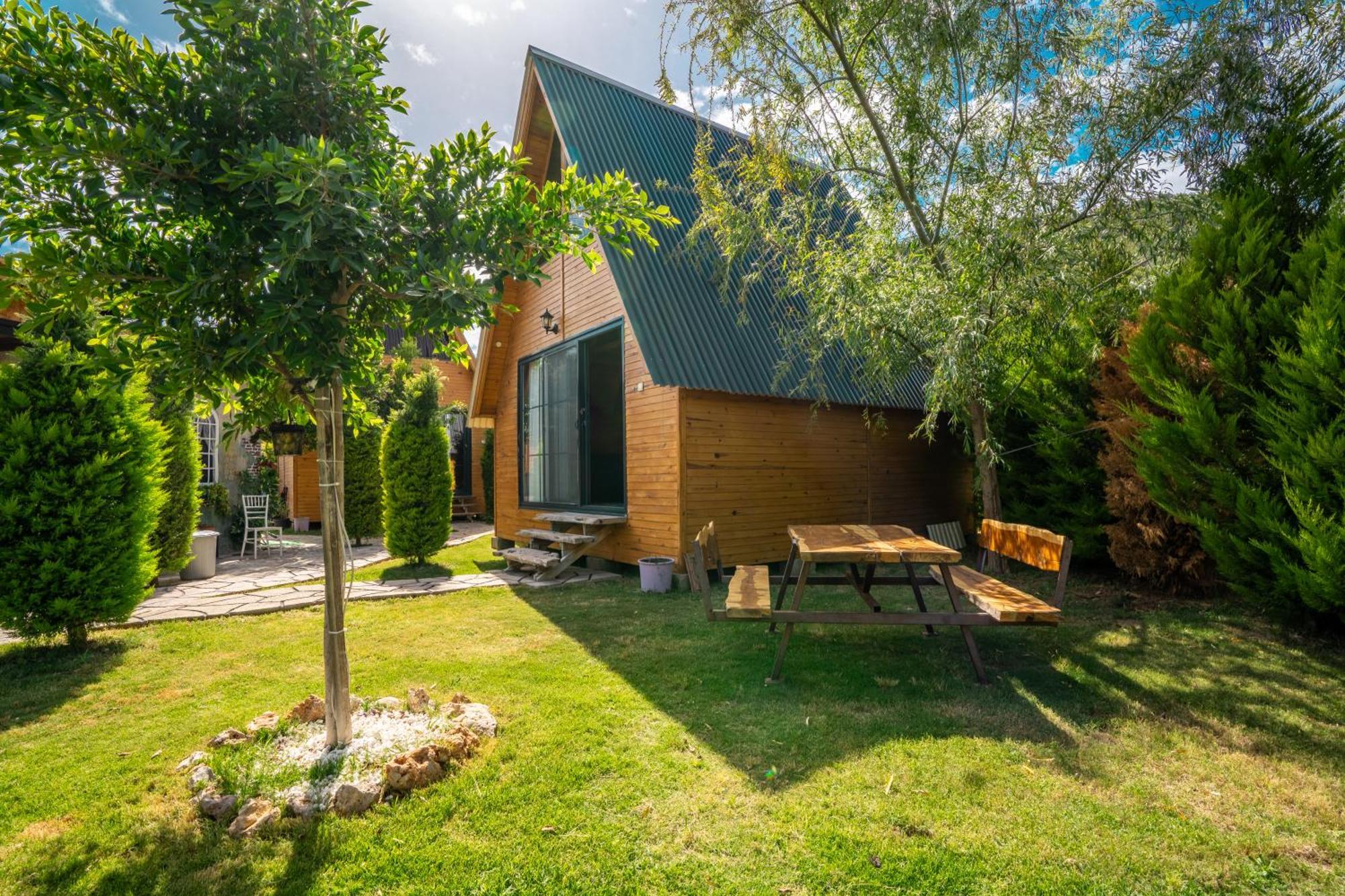 Karaoez Sapphire Bungalows Kumluca ภายนอก รูปภาพ