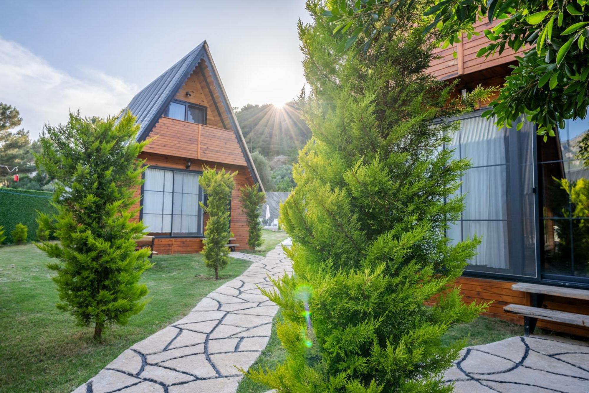 Karaoez Sapphire Bungalows Kumluca ภายนอก รูปภาพ