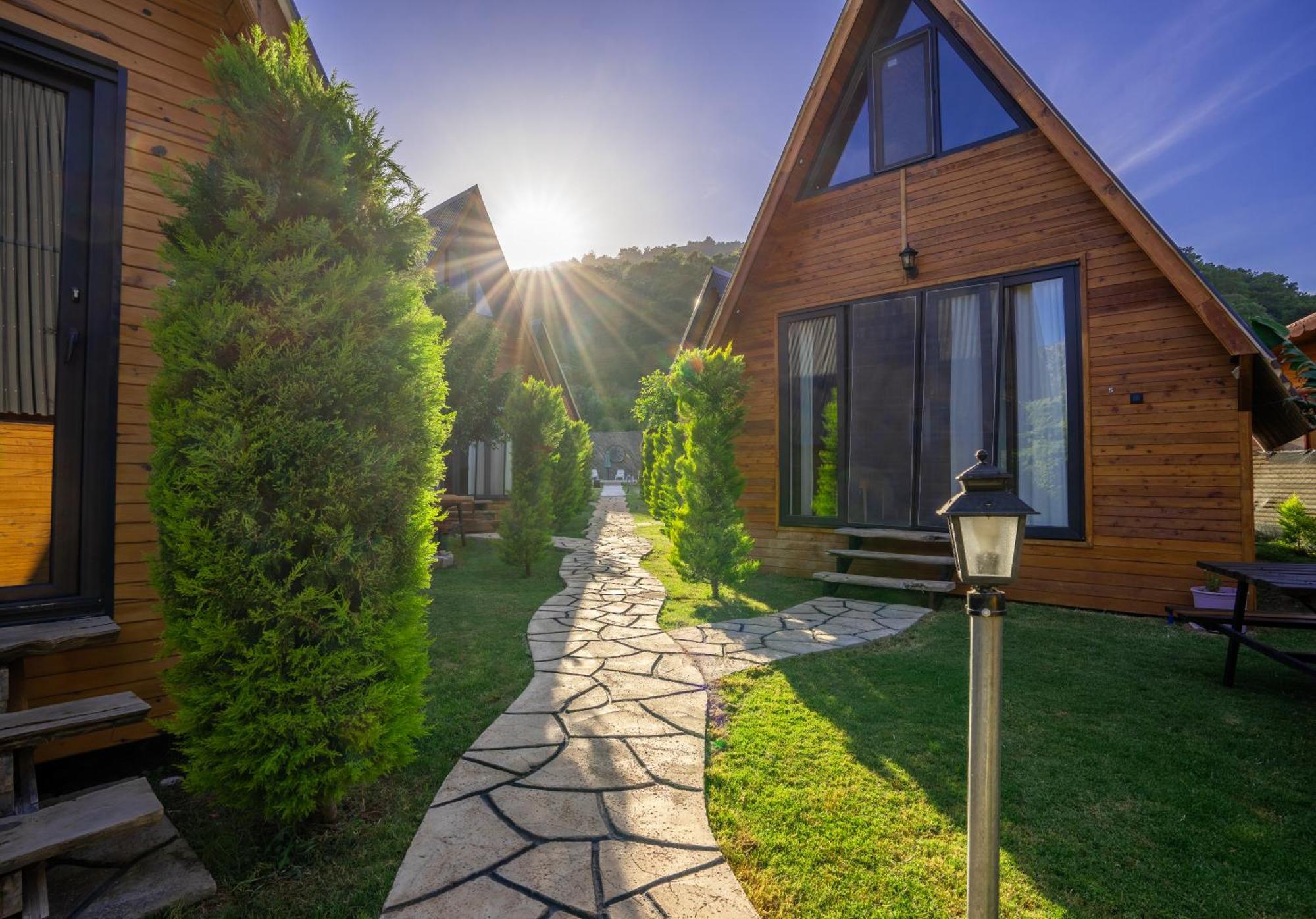 Karaoez Sapphire Bungalows Kumluca ภายนอก รูปภาพ